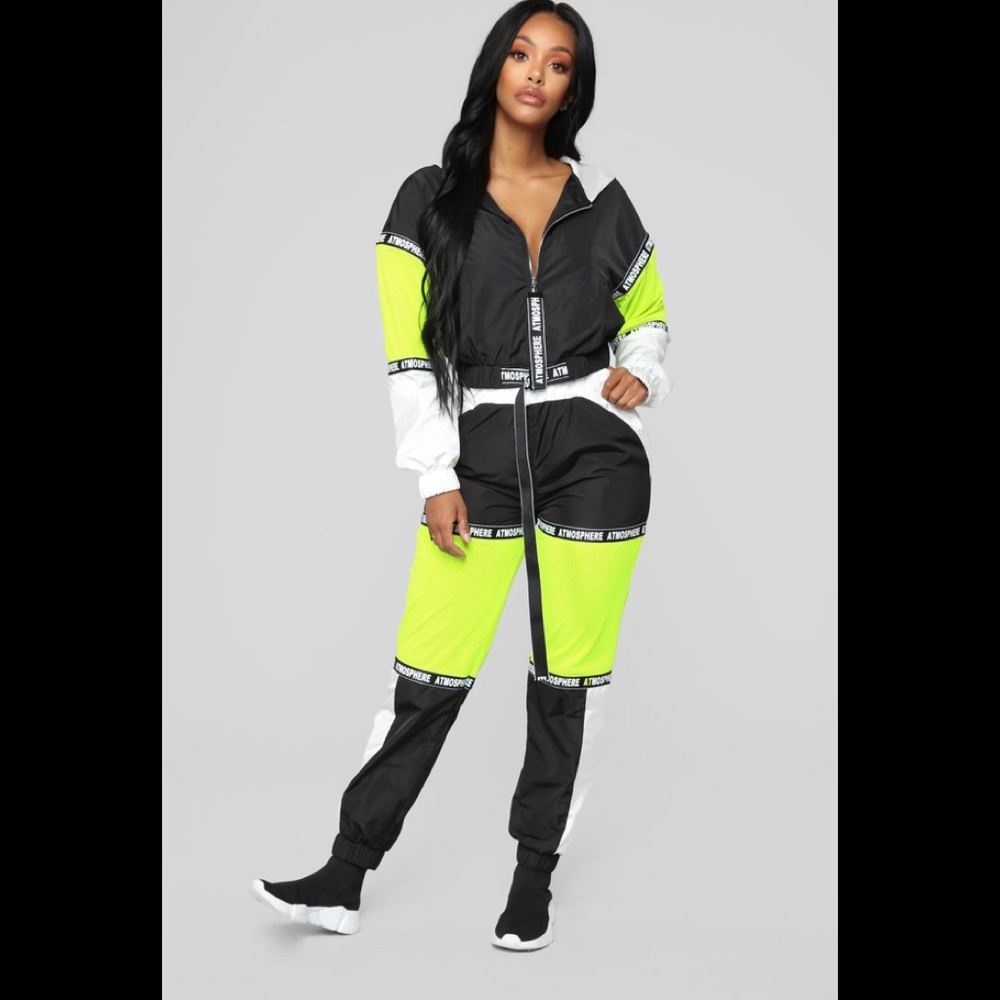 Fashion nova atmosphere lounge set